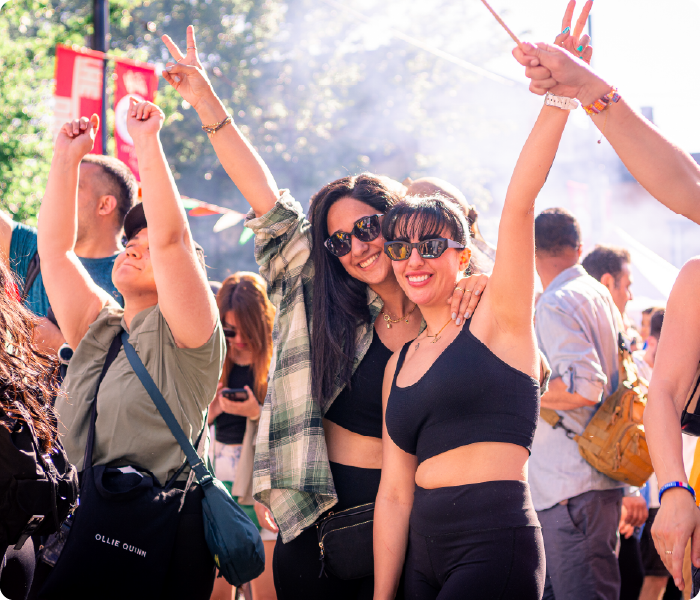 WATCH THE STREETS COME ALIVE